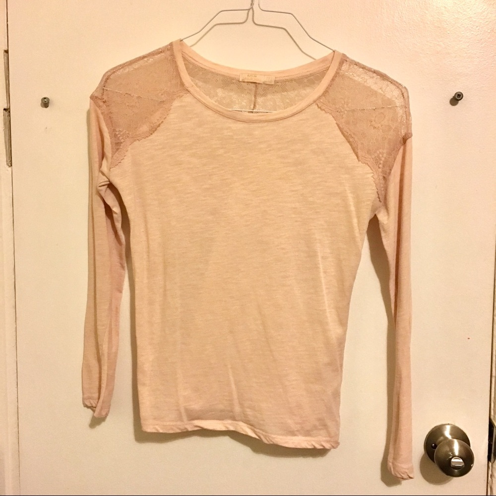 Light blush pink lace long sleeve tshirt